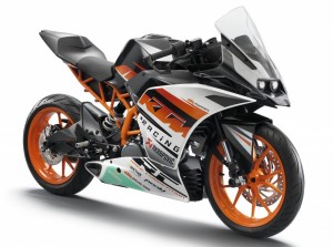 Flere har med spænding ventet på info om, hvad KTM’s “Superbike Light” 390 RC kommer til at koste.